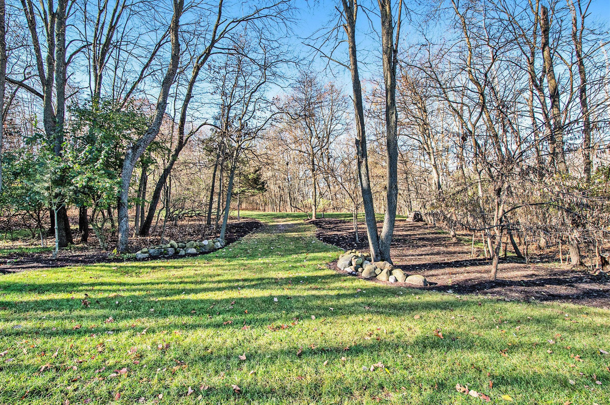 8134 Crancreek Dr, Ada MI 49301-8898 exterior