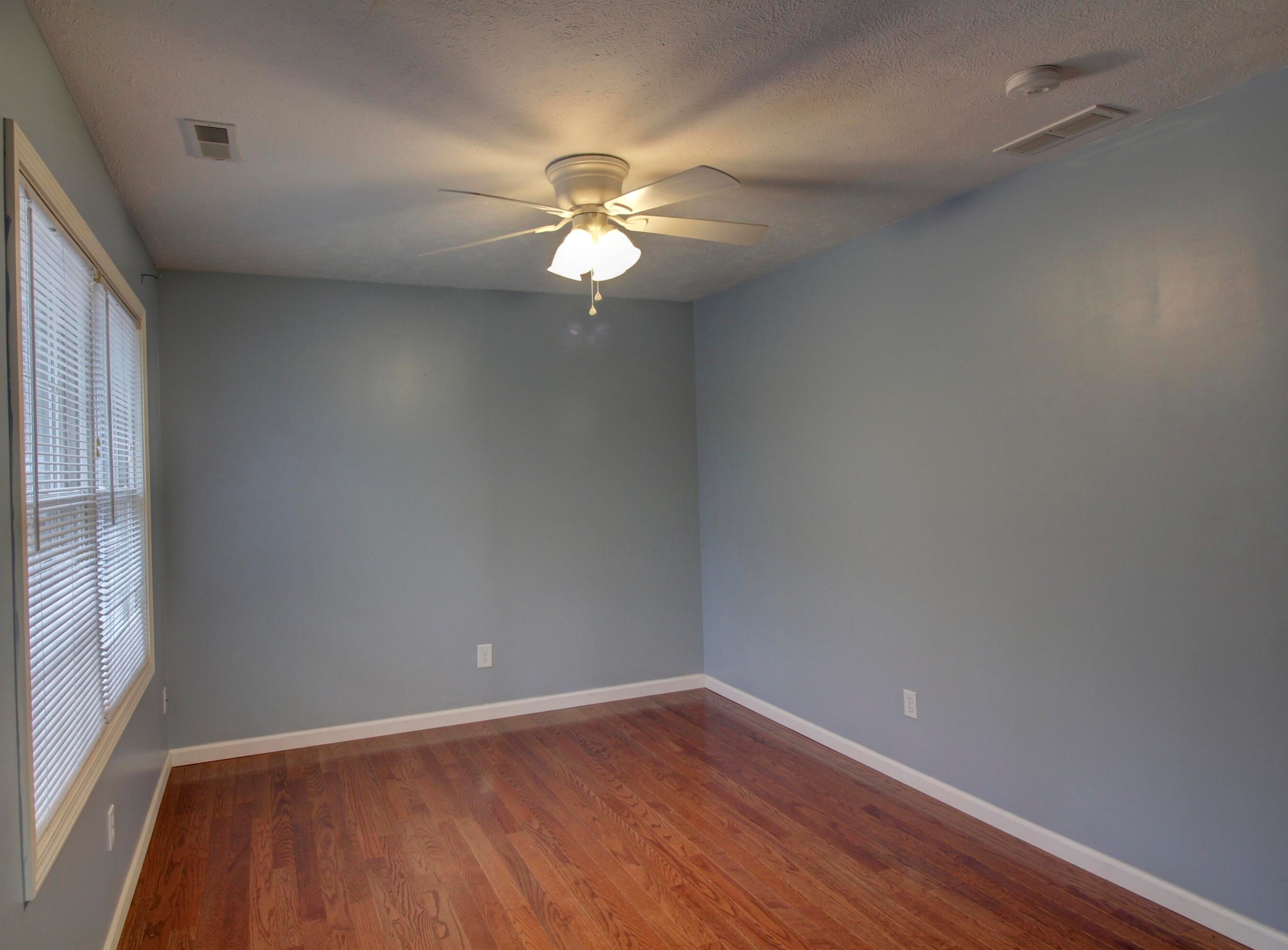 2046 Elwood Blvd, Spring Arbor MI 49283-9682 exterior