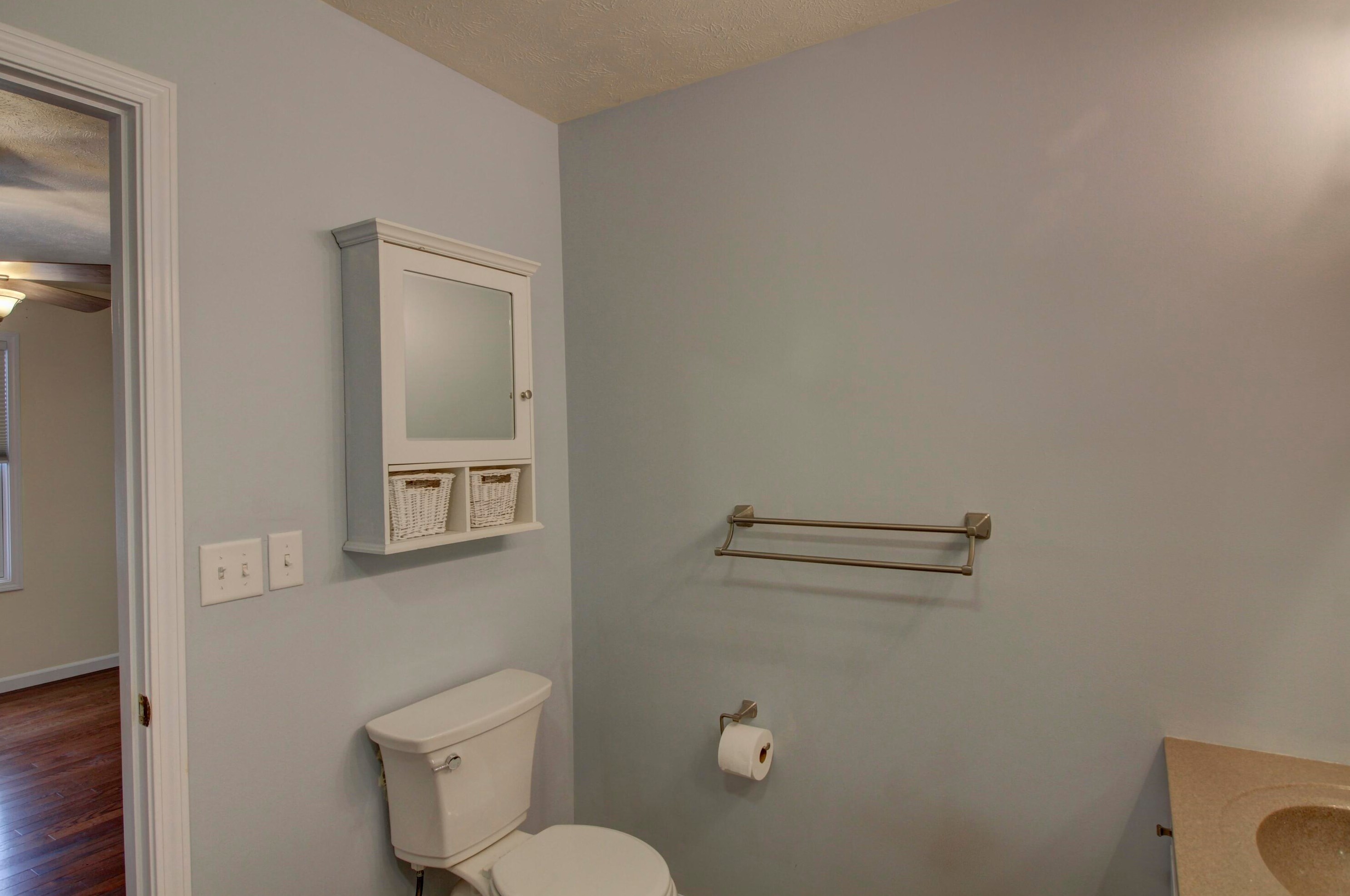 2046 Elwood Blvd, Spring Arbor MI 49283-9682 exterior