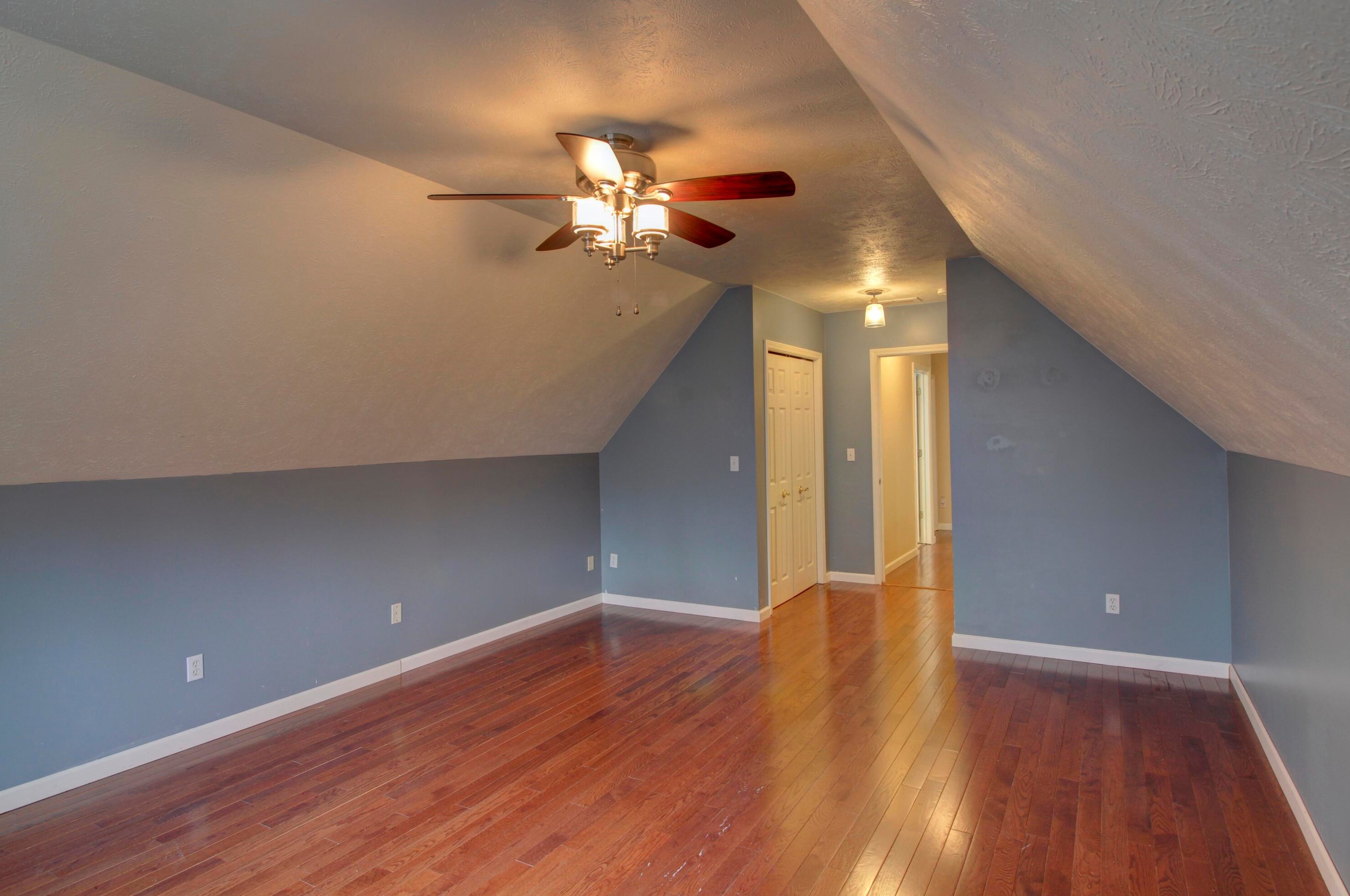 2046 Elwood Blvd, Spring Arbor MI 49283-9682 exterior