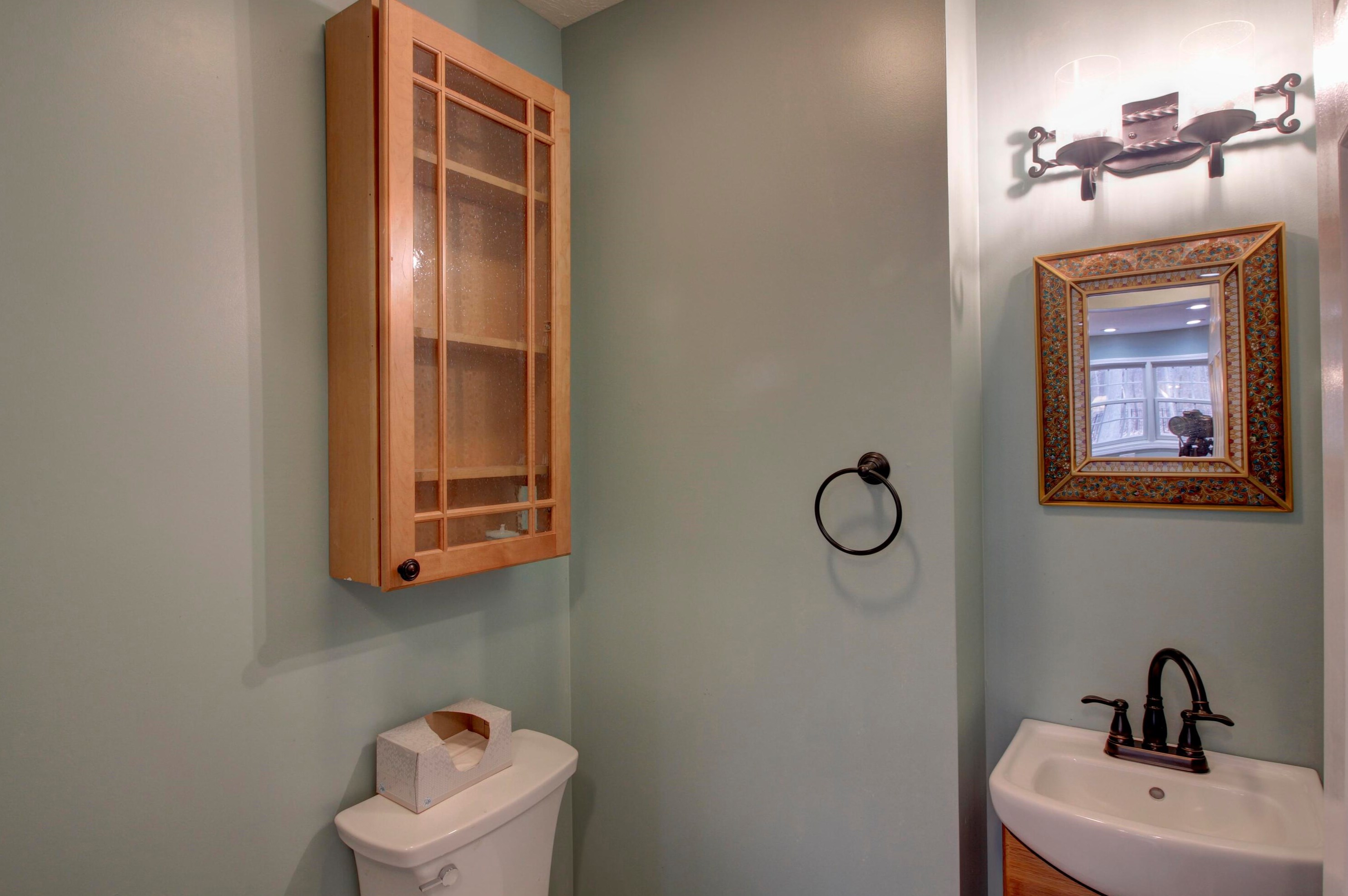 2046 Elwood Blvd, Spring Arbor MI 49283-9682 exterior