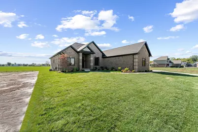 8127 Hunters Ridge Drive, Newport, MI 48166 - Photo 2