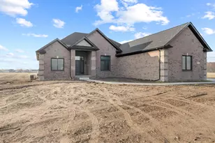 8127 Hunters Ridge Dr, Newport, MI 48166 - Photo 36