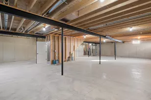 8127 Hunters Ridge Dr, Newport, MI 48166 - Photo 34