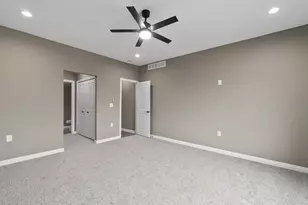 8127 Hunters Ridge Dr, Newport, MI 48166 - Photo 20