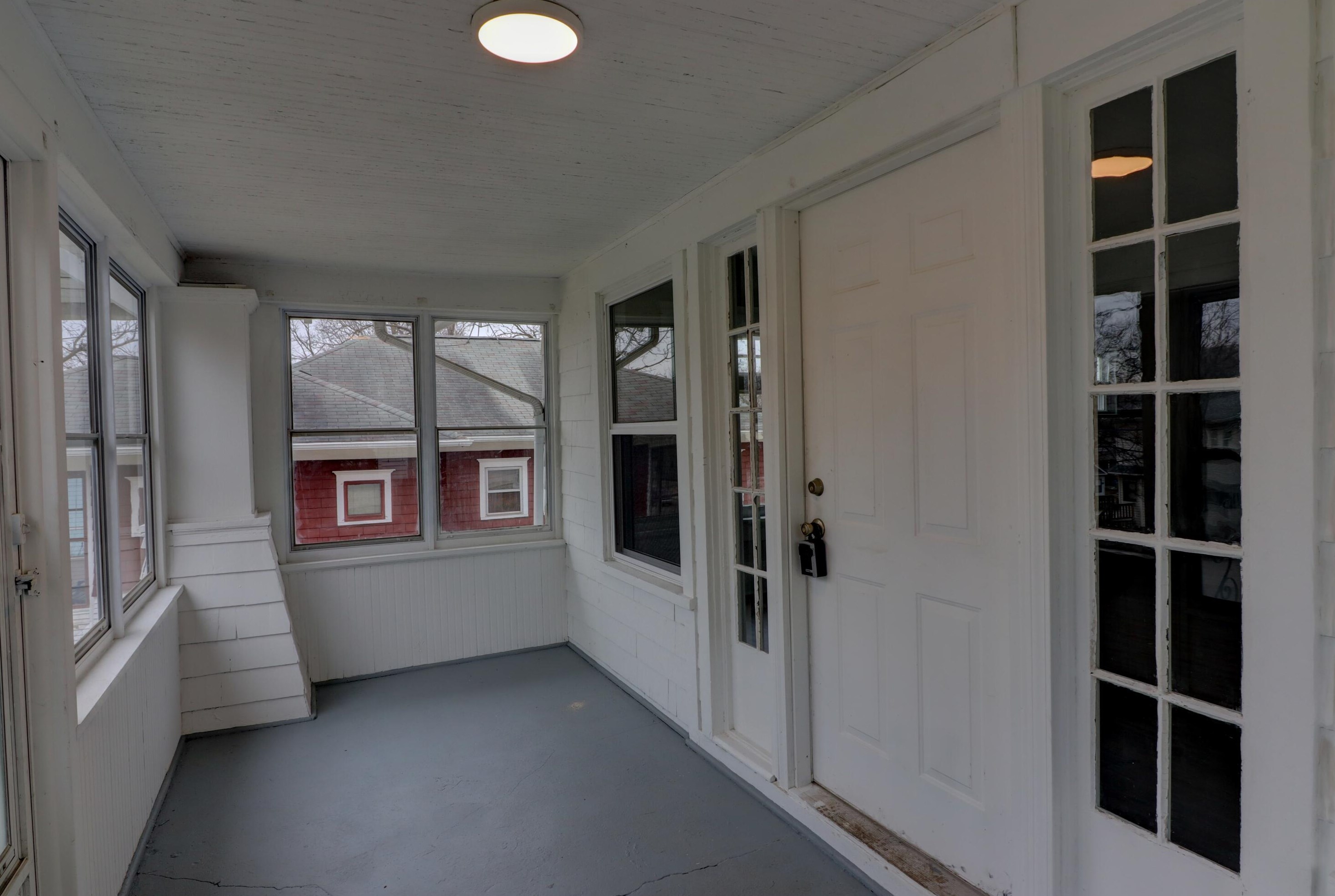 814 Burr St, Jackson MI  49201-1702 exterior