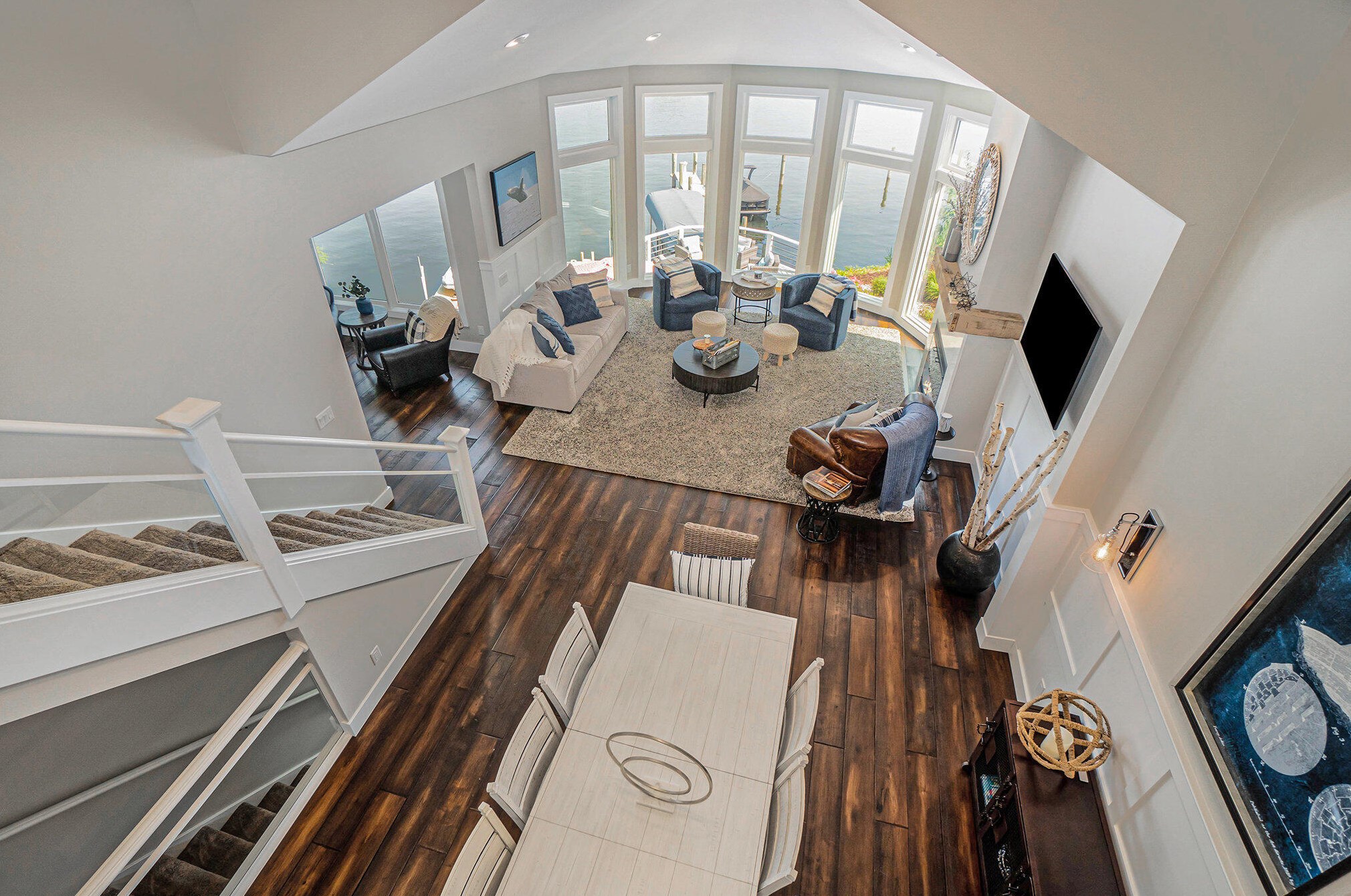 18941 Fruitport Rd, Spring Lake MI  49456-1162 exterior