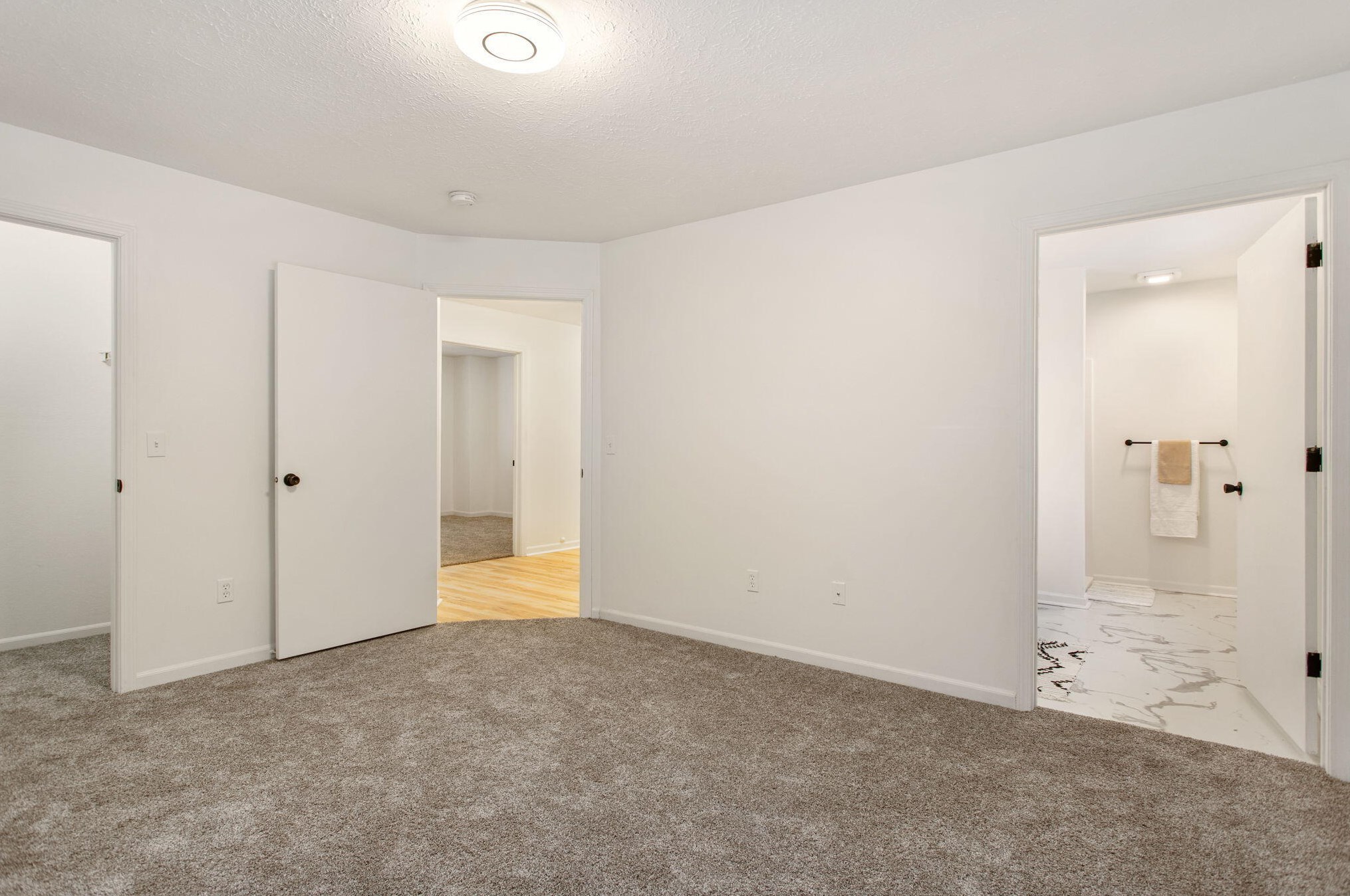 332 Densmore St, Meskegon MI  49442-1511 exterior