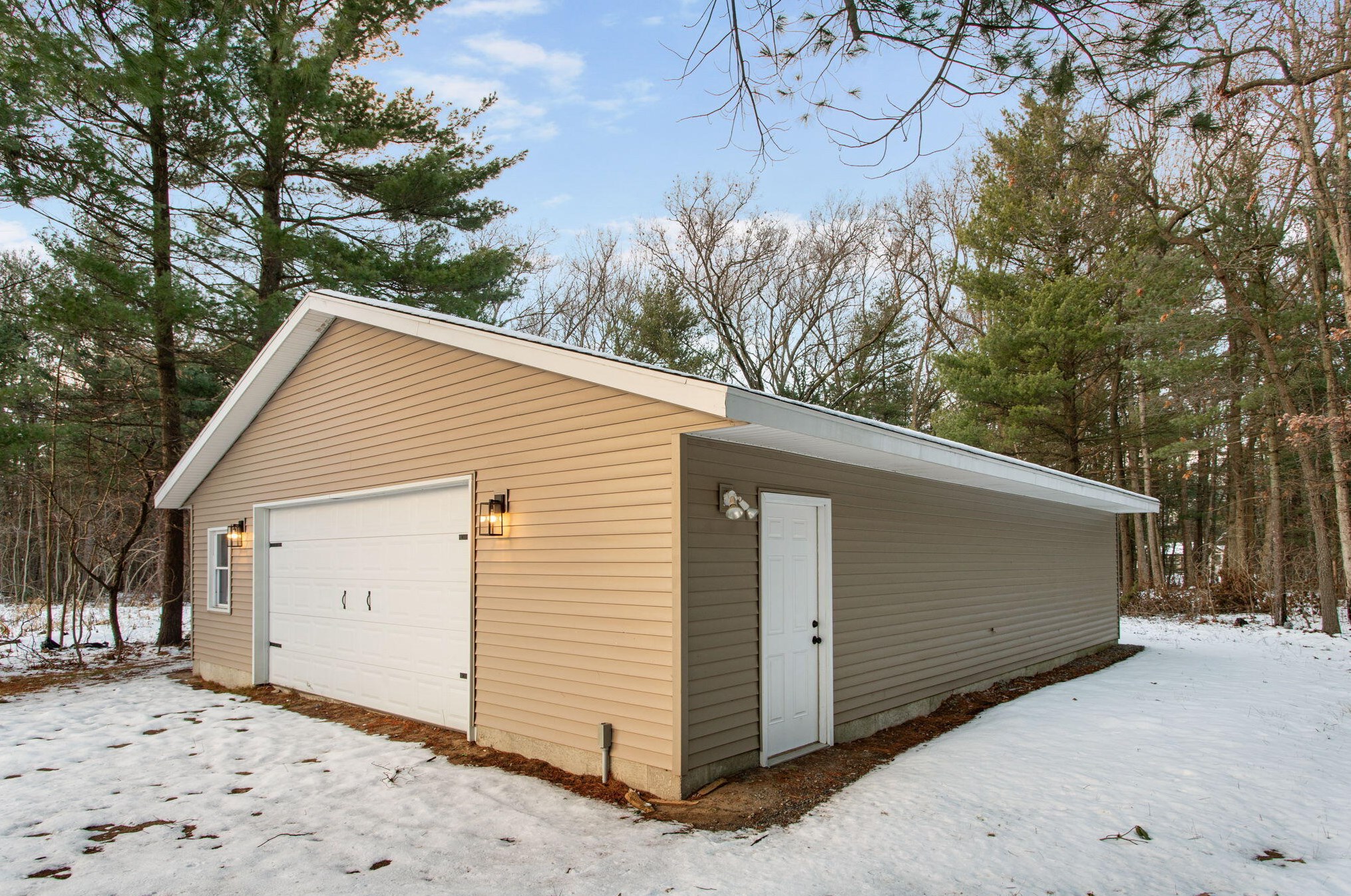 332 Densmore St, Meskegon MI  49442-1511 exterior