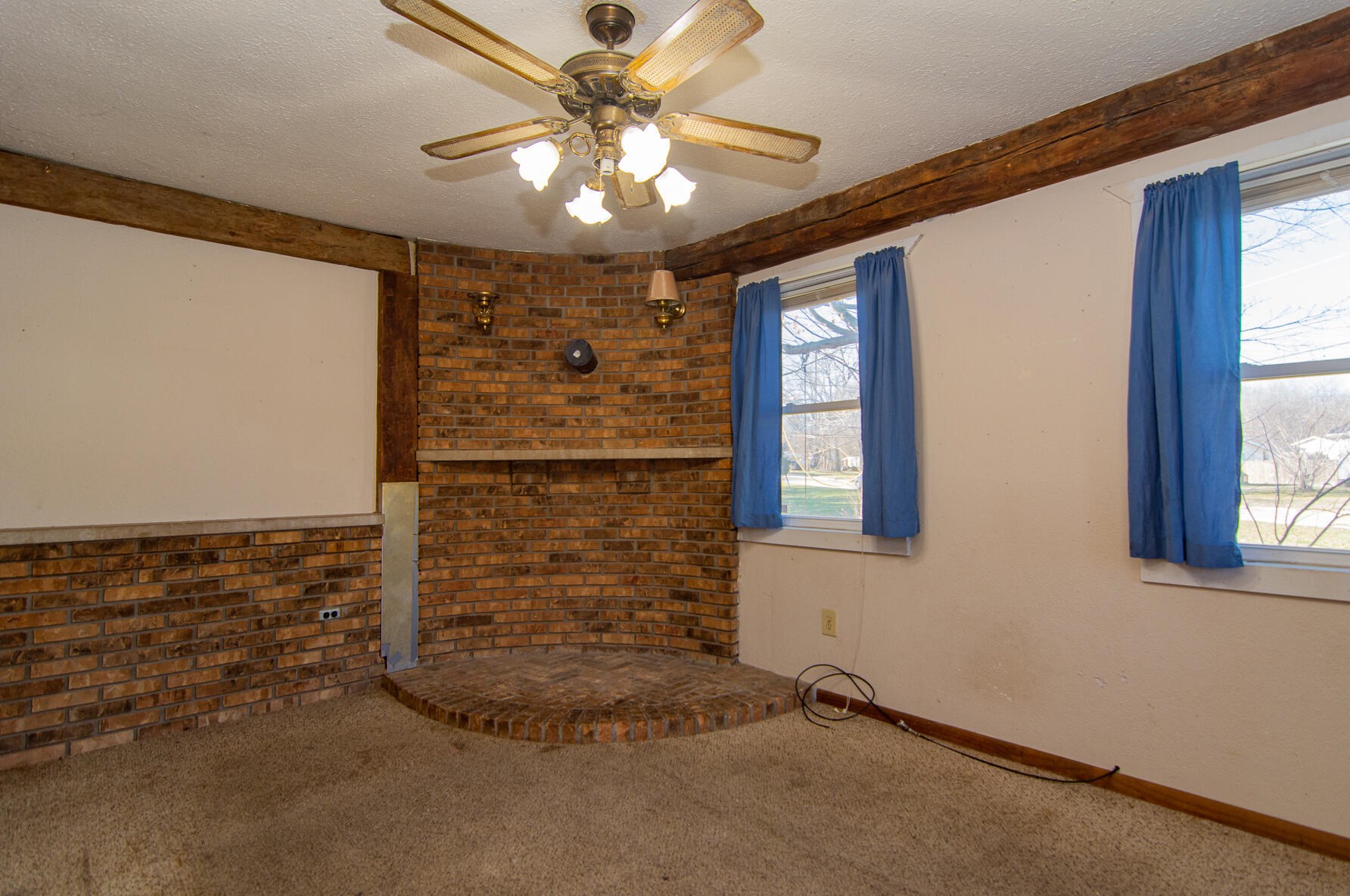 526 Fulton St, Glendora, MI 49107