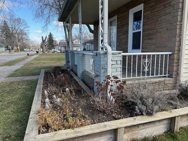 574 Davis St, Ypsilanti, MI 48198-5708