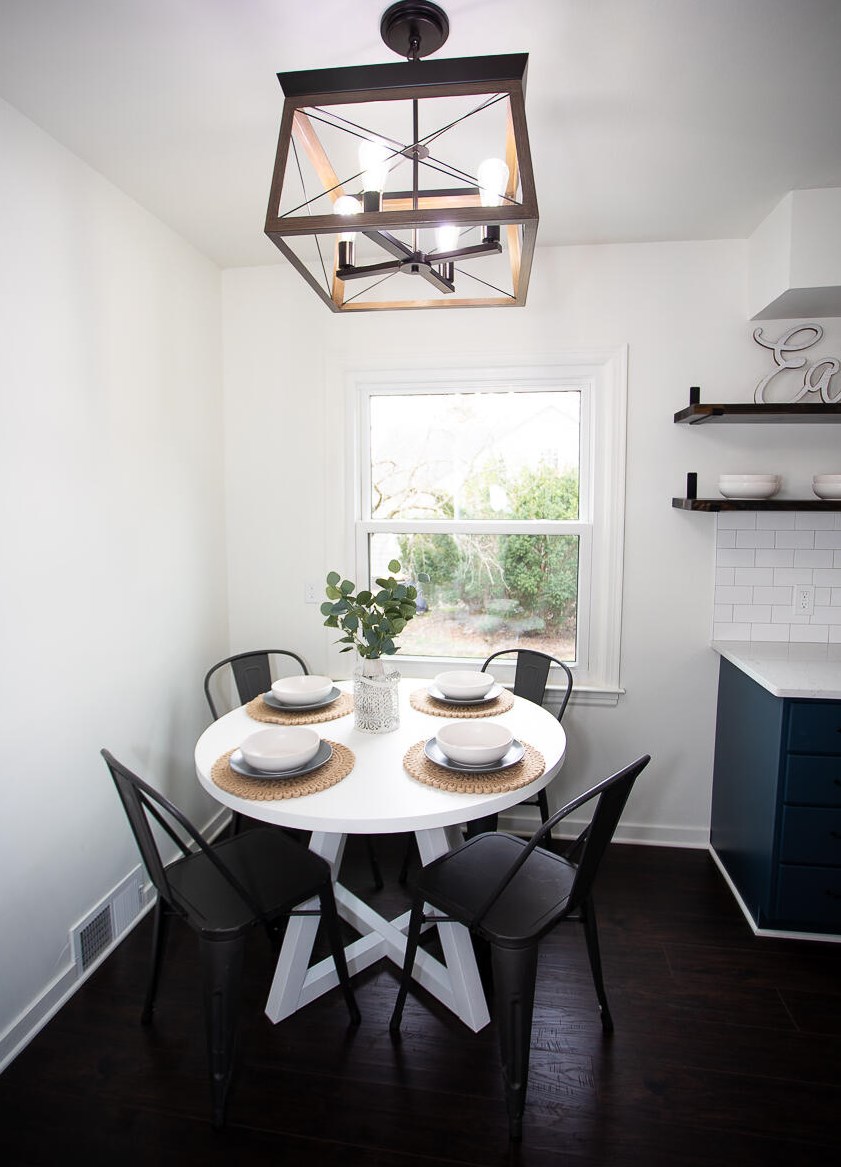 713 Fuller Ave, Grand Rapids MI  49503-1917 exterior