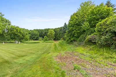 4323 Woodside Oaks Drive SE, Grand Rapids, MI 49546 - Photo 2