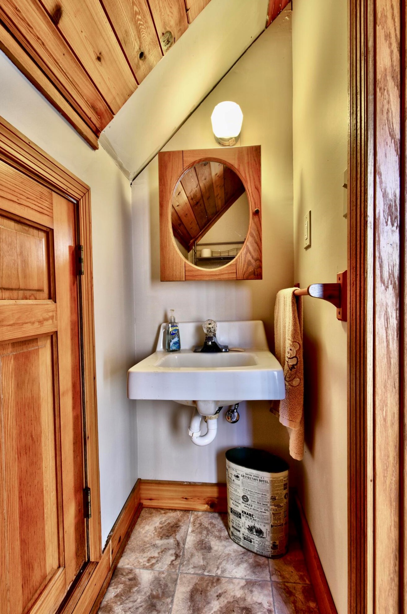 3290 Van Deusen Rd, Harrison MI 48625-9242 exterior