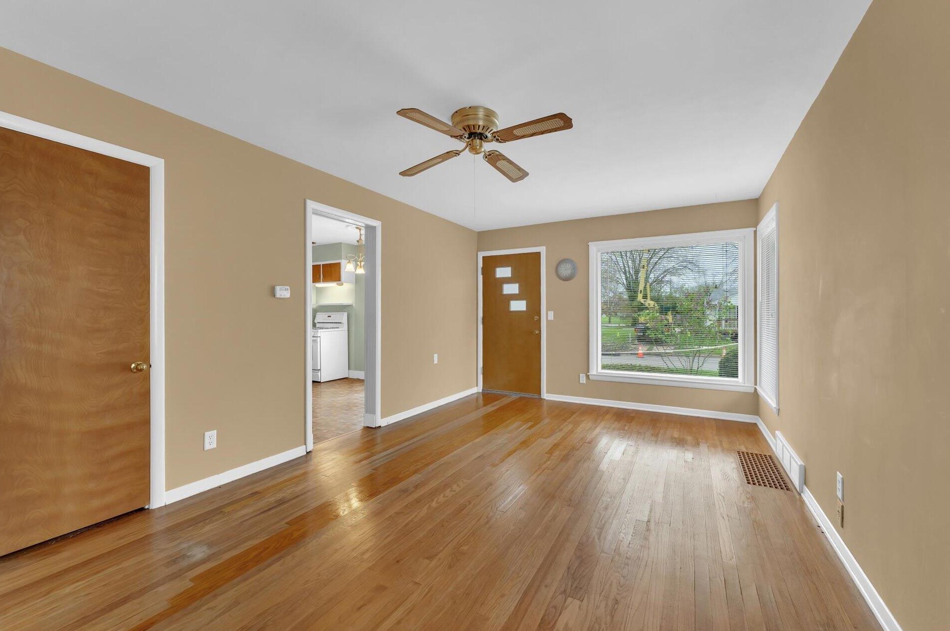 1363 Herrick Ave, Grand Rapids MI  49505-5538 exterior