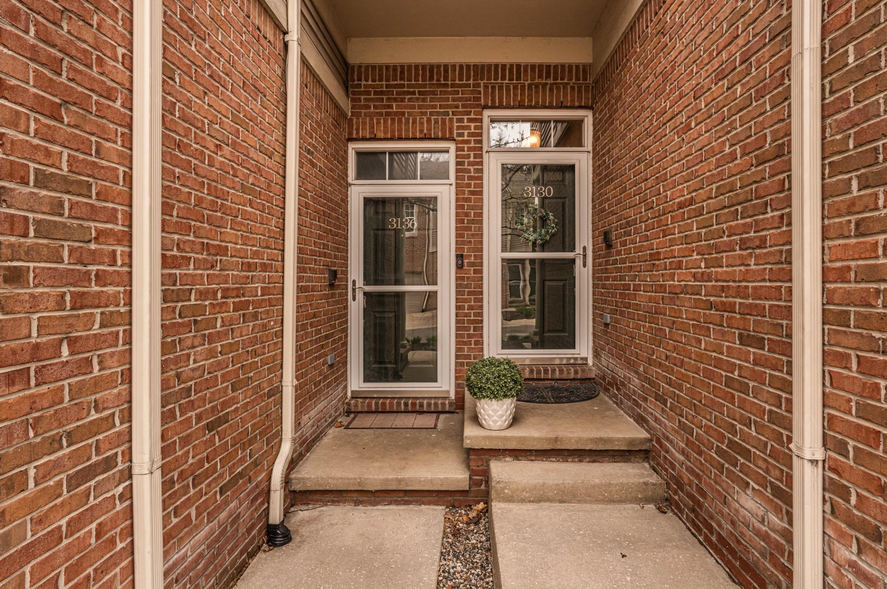 3130 Asher Rd, Ann Arbor, MI 48104-4169