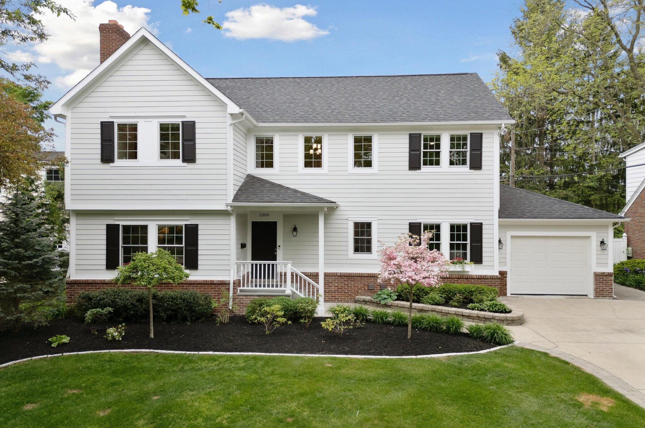 1300 Iroquois Pl, Ann Arbor, MI 48104