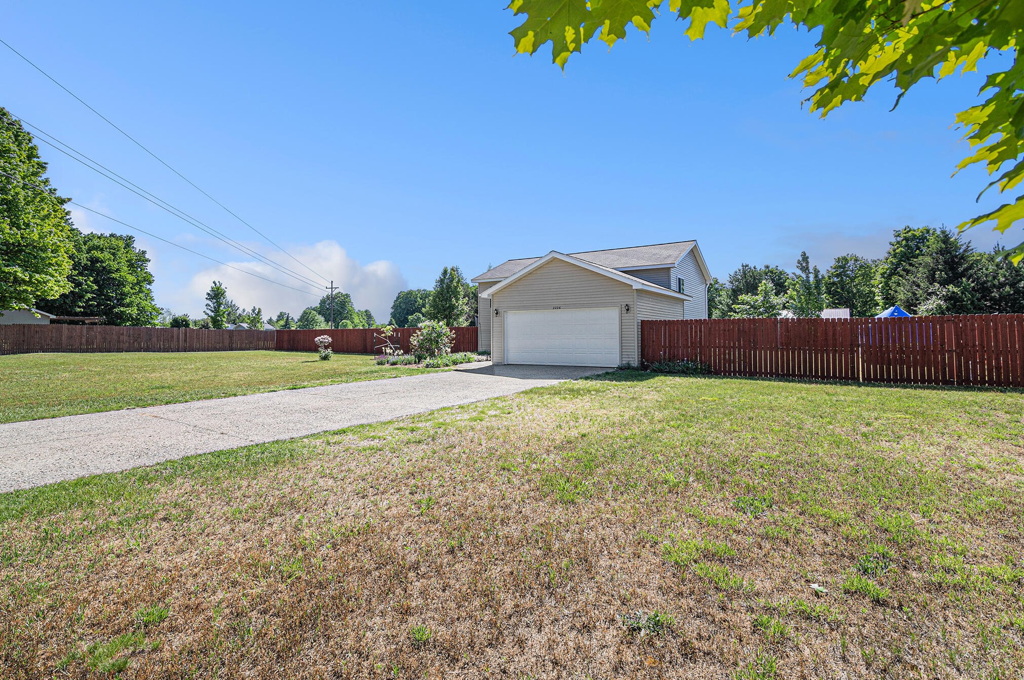 2226 Grouse Dr, Traverse City, MI 49685