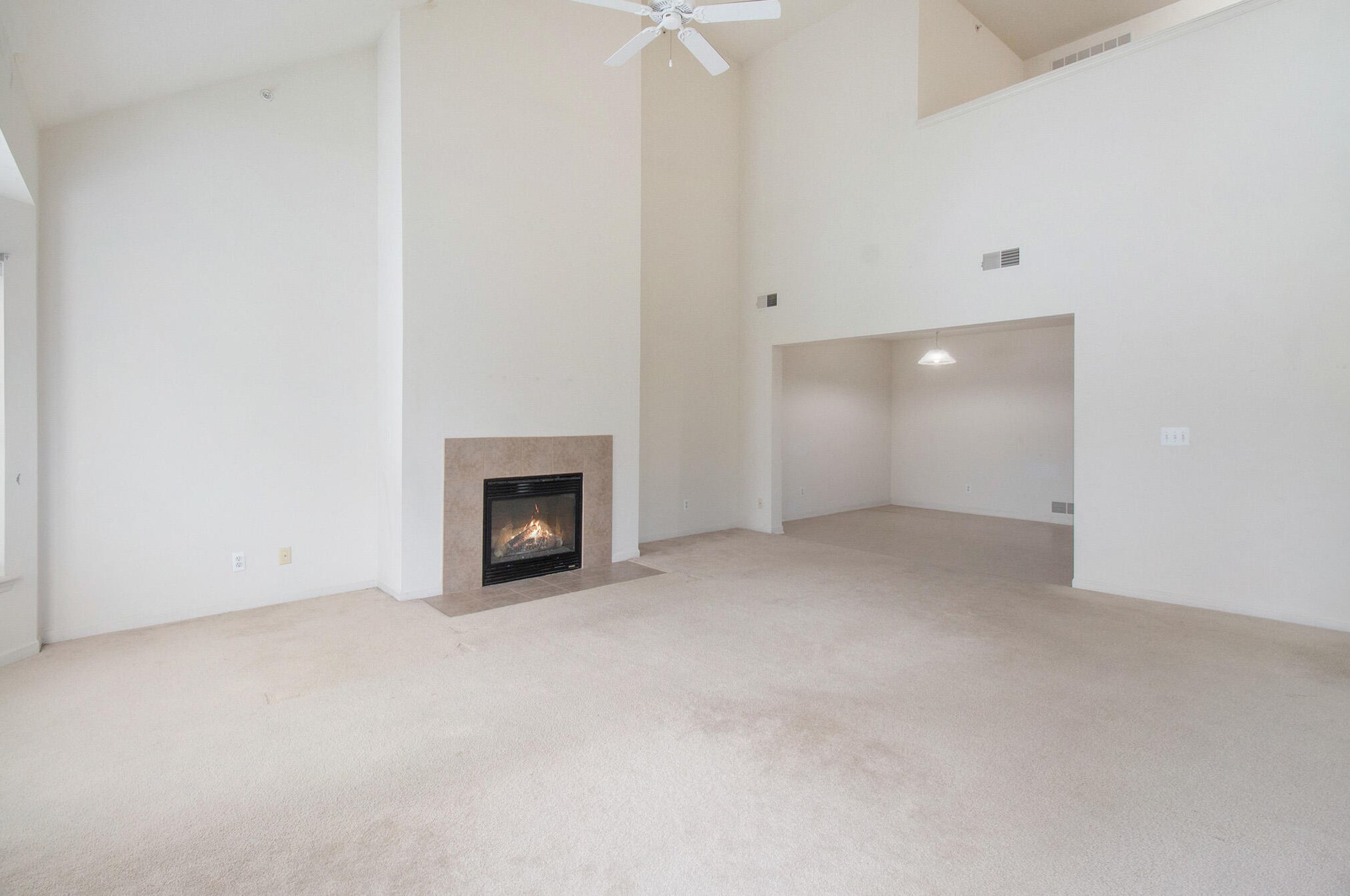 25582 Portico Ln, Novi, MI 48375