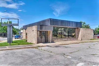 1217 Greenwood Avenue, Jackson, MI 49203 - Photo 2