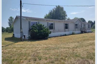3780 W 104th St, Grant, MI 49327 - MLS 24032389 - Coldwell Banker