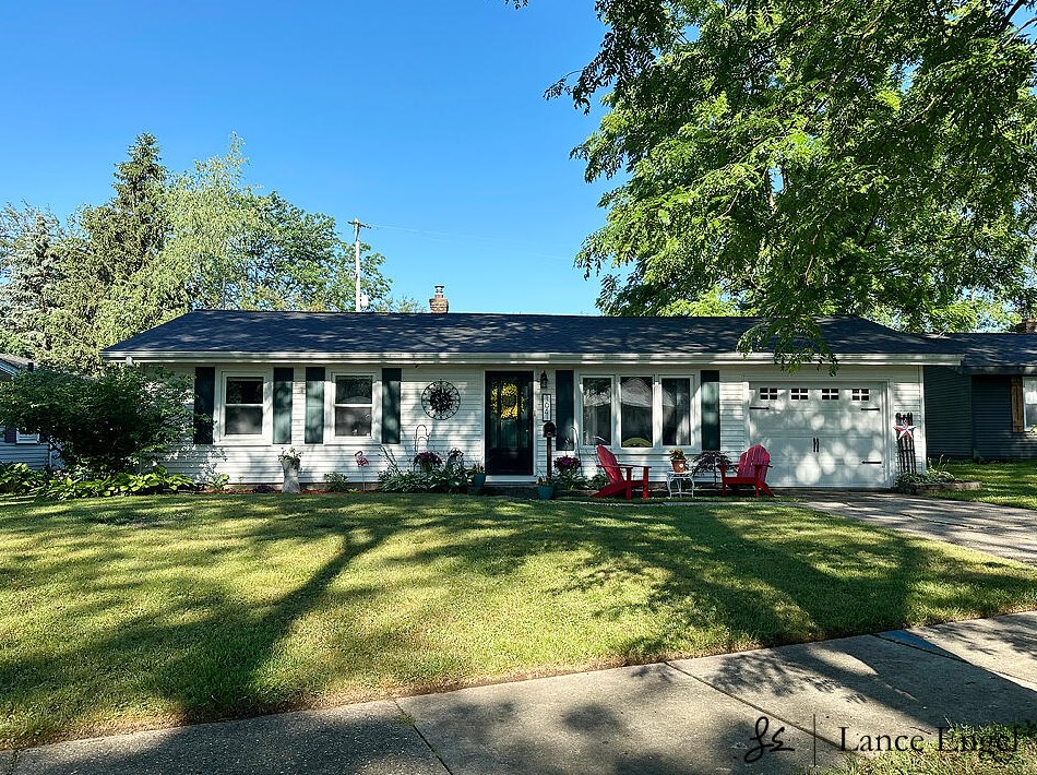 1641 Herrick Ave, Grand Rapids MI  49505-4862 exterior