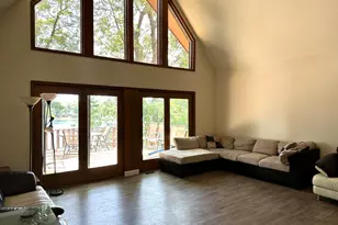 28323 Northern Bluff Dr, Gobles, MI 49055 - Photo 10