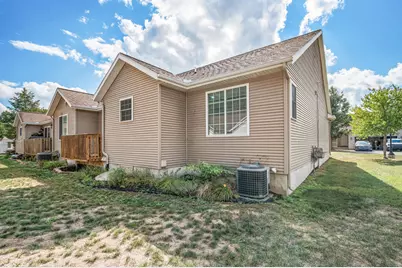 722 Tioga Park #722, Big Rapids, MI 49307 - Photo 2