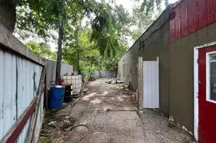 820 S Division Ave, Grand Rapids, MI 49507 - Photo 8