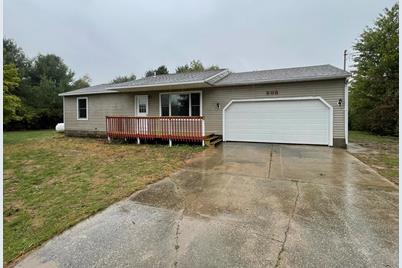 898 E Riley Thompson Road, Muskegon, MI 49445 - Photo 1