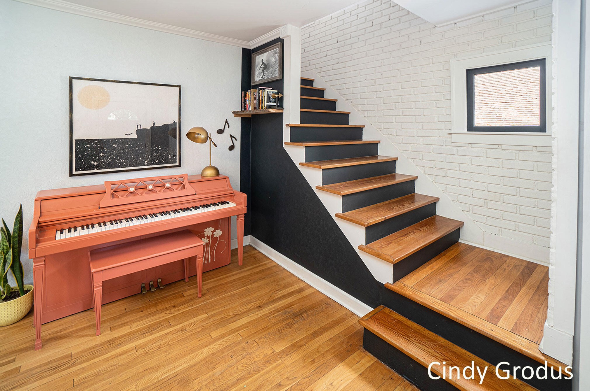 3323 Paris Ave, Grand Rapids MI 49507-2633 exterior