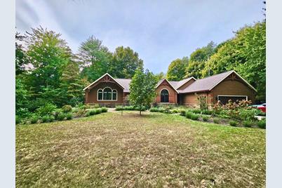 6250 Becht Road, Coloma, MI 49038 - Photo 1