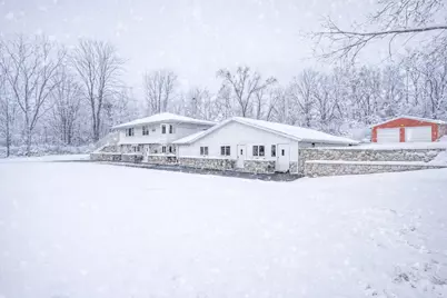 4946 Page Avenue, Michigan Center, MI 49254 - Photo 2