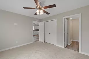 5401 Volterra Dr, Monroe, MI 48161 - Photo 8