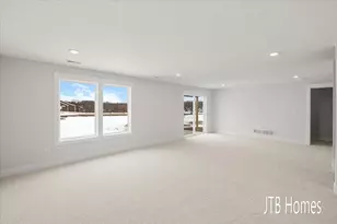 5561 Canal Ave SW, Wyoming, MI 49418 - Photo 22