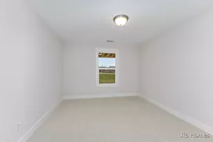 5561 Canal Ave SW, Wyoming, MI 49418 - Photo 18