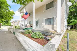 117 S Warren Ave, Big Rapids, MI 49307 - Photo 1