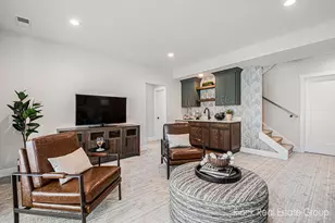 8422 Ravinewood Dr, Jenison, MI 49428 - Photo 38