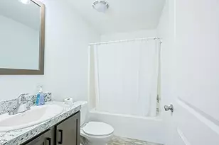 1949 Summerset Dr, Muskegon, MI 49442 - Photo 16