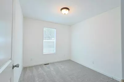 1949 Summerset Drive, Muskegon, MI 49442 - Photo 18