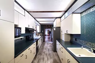 746 Lee St, South Haven, MI 49090 - Photo 16