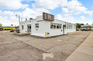 1400 N W Ave, Jackson, MI 49202 - Photo 1