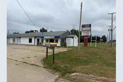 3010 E Apple Avenue, Muskegon, MI 49442 - Photo 4