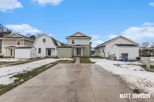 2105 Willard Ave SE, Grand Rapids, MI 49507 - Photo 2