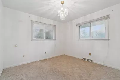 3172 Mysylvia Drive, Saginaw, MI 48601 - Photo 10