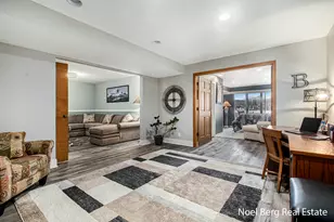 606 Edgewater Ct, Spring Lake, MI 49456 - Photo 22