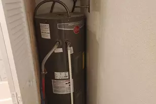 242 Bickford Dr, Coldwater, MI 49036 - Photo 12