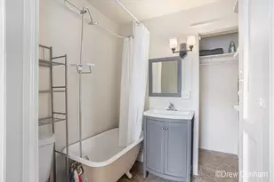 701 Center Ave, Bay City, MI 48708 - Photo 24