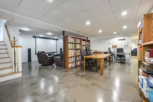 805 Oxford Rd, Ann Arbor, MI 48104 - Photo 64