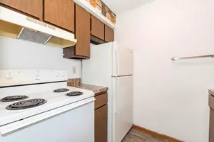 715 Buchanan Ave, Kalamazoo, MI 49008 - Photo 12